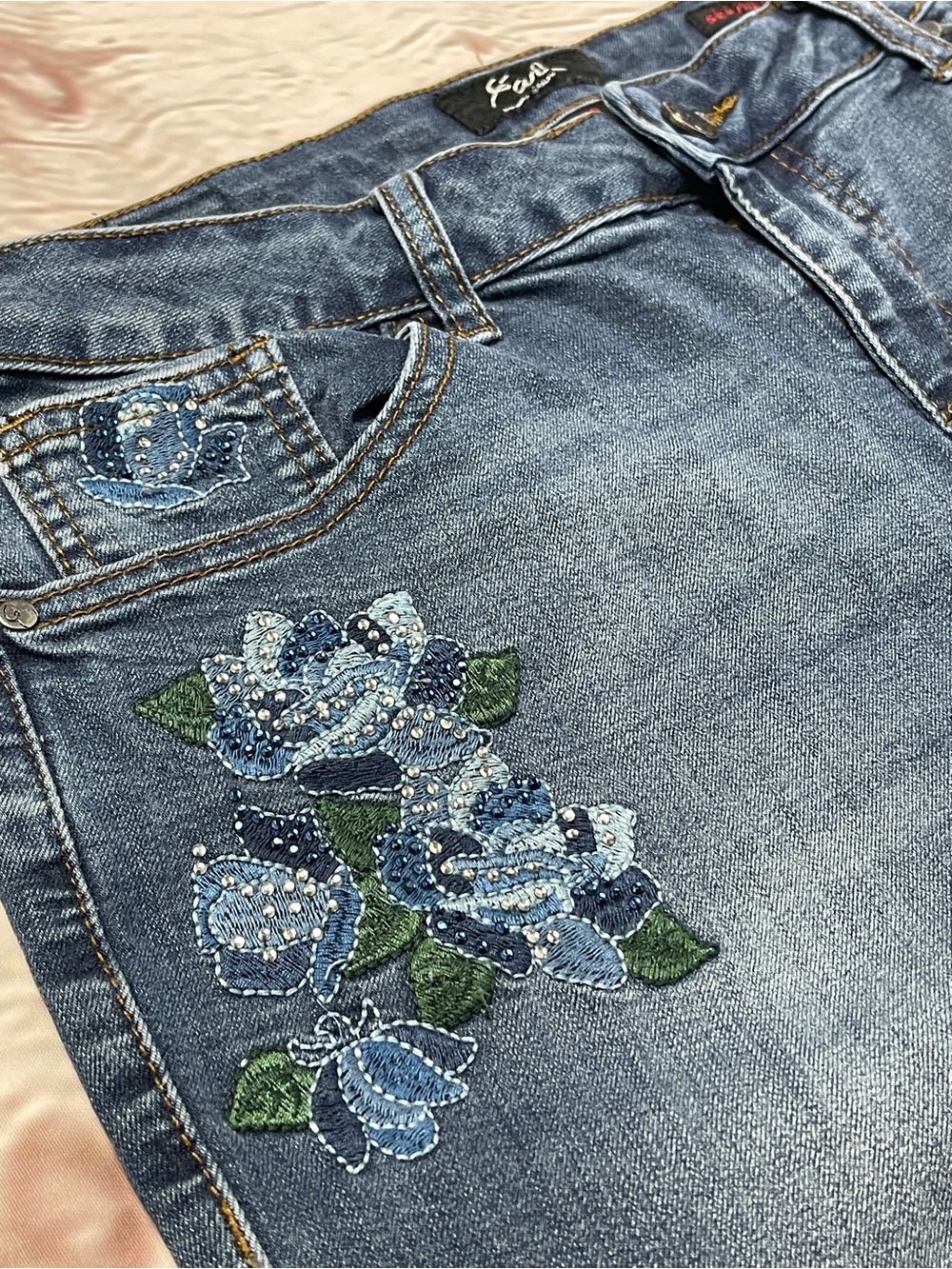 EARL unique blue skinny ankle jeans with floral embroidery, size 12P - Picture 6 of 12